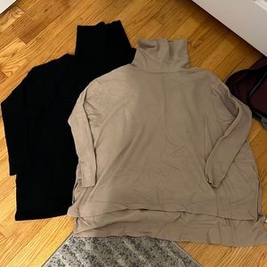 Lucy Ave 2-pack high-low turtle neck sweaters